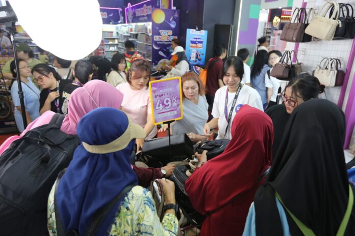 Kaum Hawa Wajib Tahu, Tas Branded Murah Meriah Ramaikan Jakarta Fair 2026