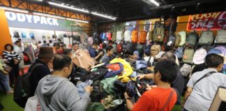 Promo Outdoor Terbaik di Jakarta Fair 2026, Jaket Waterproof Mulai Rp99 Ribu Promo Outdoor Terbaik di Jakarta Fair 2026, Jaket Waterproof Mulai Rp99 Ribu