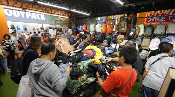 Promo Outdoor Terbaik di Jakarta Fair 2026, Jaket Waterproof Mulai Rp99 Ribu Promo Outdoor Terbaik di Jakarta Fair 2026, Jaket Waterproof Mulai Rp99 Ribu