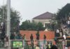 Ketegangan Suporter Pecah di Stadion Persikabo, Pertandingan Sempat Tertunda Ketegangan Suporter Pecah di Stadion Persikabo, Pertandingan Sempat Tertunda