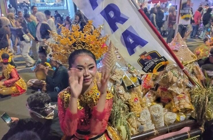 Helaran Pajajaran Resmi Jadi Ikon Baru Kota Bogor, Angkat Kejayaan Prabu Siliwangi Helaran Pajajaran Resmi Jadi Ikon Baru Kota Bogor, Angkat Kejayaan Prabu Siliwangi