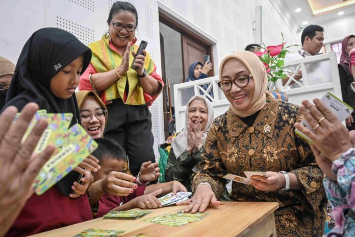 HARI ANAK NASIONAL Hari Anak Nasional 2026, Menteri PPPA Soroti Ancaman Second Account dan Bullying