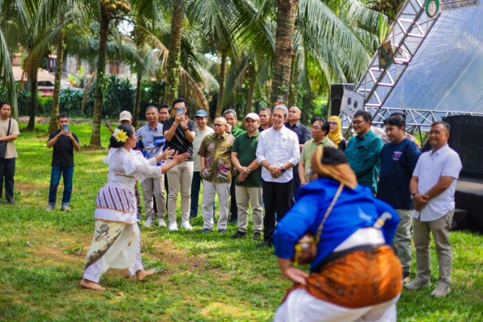 Kebun Kopyor Pertama di Dunia untuk Agronomi dan Pariwisata, Dedie Rachim Siapkan Bogor Jadi City of Gastronomy Festival Kopyor 2026 Dibuka, Wali Kota Bogor Dorong Kebun Kopyor Jadi Ikon Riset dan Wisata