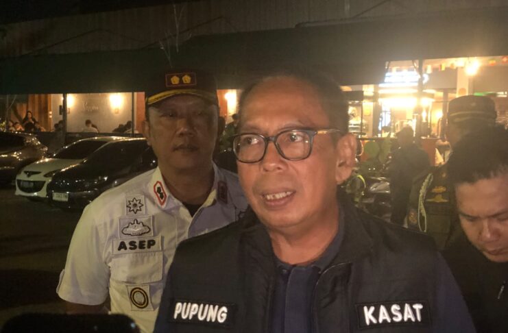 Imbas Video Keributan Viral, Satpol PP Periksa Tipzy Bears Kota Bogor Imbas Video Keributan Viral, Satpol PP Periksa Tipzy Bears dan Temukan Puluhan Botol Minuman Beralkohol