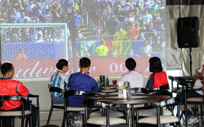 Nobar Piala Dunia 2026 di Hotel, Tren Baru Menikmati Sepak Bola Bersama Keluarga Nobar Piala Dunia 2026 di Hotel, Tren Baru Menikmati Sepak Bola Bersama Keluarga