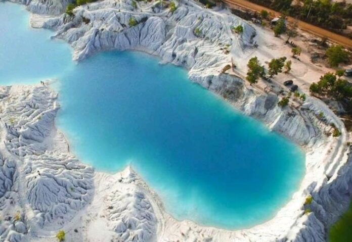 Dari Lubang Tambang Menuju Destinasi Wisata, Saatnya Indonesia Mengadopsi Regenerative Tourism Dari Lubang Tambang Menuju Destinasi Wisata, Saatnya Indonesia Mengadopsi Regenerative Tourism
