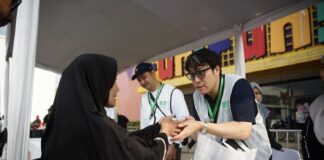 Tak Sekadar Donasi, UNIQLO Ajak Pelanggan Perpanjang Manfaat Pakaian untuk Sesama Tak Sekadar Donasi, UNIQLO Ajak Pelanggan Perpanjang Manfaat Pakaian untuk Sesama