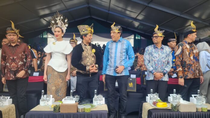 Jember Fashion Carnaval 2026 Sedot Ribuan Wisatawan, Dorong Pariwisata dan Ekonomi Kreatif