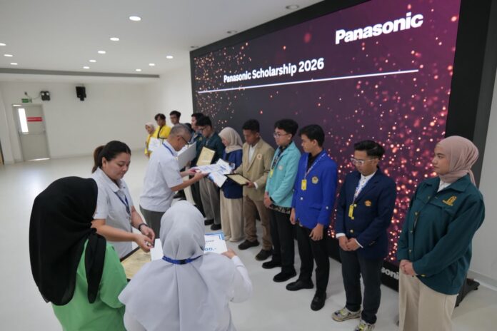 Panasonic GOBEL Kembali Salurkan Panasonic Scholarship Indonesia 2026 untuk Mahasiswa Berprestasi Panasonic GOBEL Kembali Salurkan Panasonic Scholarship Indonesia 2026 untuk Mahasiswa Berprestasi