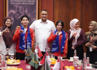 Bawa Budaya Bogor ke Eropa, Rudy Susmanto Lepas Kontingen ke Hungaria dan Serbia Bawa Budaya Bogor ke Eropa, Rudy Susmanto Lepas Kontingen ke Hungaria dan Serbia