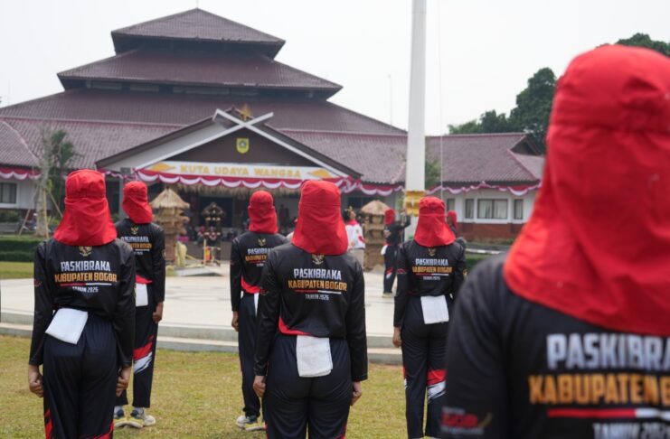 60 Calon Paskibraka Kabupaten Bogor Jalani Latihan Intensif Jelang HUT ke-81 RI file-1786351980106-4943bab9-d980-49ad-8aae-203b522b7433