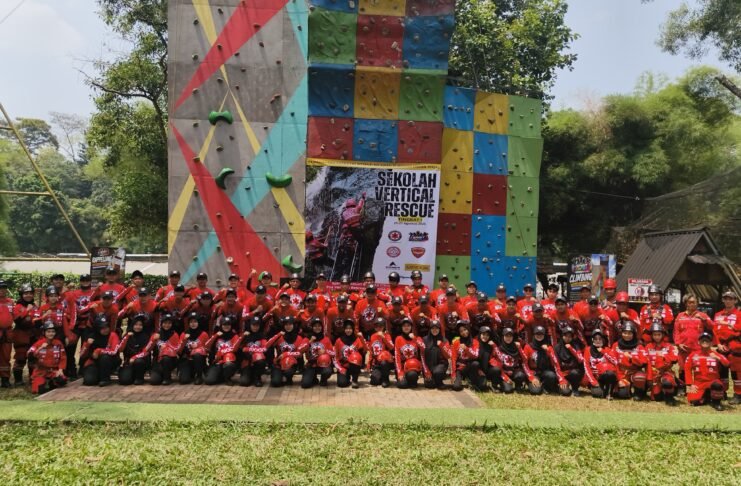 14 Personel Kabupaten Bogor Ikuti Sekolah Vertical Rescue Indonesia, Perkuat Kompetensi Penyelamatan 14 Personel Kabupaten Bogor Ikuti Sekolah Vertical Rescue Indonesia, Perkuat Kompetensi Penyelamatan