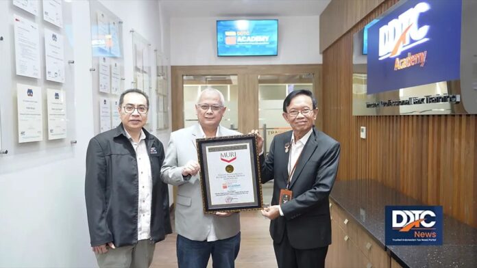 DDTC Academy Kukuhkan Reputasi Global melalui Rekor MURI dan Sertifikasi Internasional ADIT