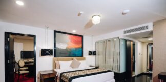 Cosmo Amaroossa Jakarta Hadirkan Promo Staycation Spesial Sambut Hari Kemerdekaan Cosmo Amaroossa Jakarta Hadirkan Promo Staycation Spesial Sambut Hari Kemerdekaan
