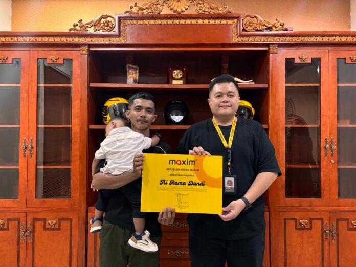 Fleksibilitas Kerja Membantu Ayah Tunggal di Kolaka Tetap Mengasuh Anak Sambil Mencari Nafkah Fleksibilitas Kerja Membantu Ayah Tunggal di Kolaka Tetap Mengasuh Anak Sambil Mencari Nafkah