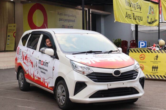 Semarak HUT ke-81 RI, Maxim Gratiskan Perjalanan dengan 81 Mobil Berdekorasi Merah Putih di 19 Kota Semarak HUT ke-81 RI, Maxim Gratiskan Perjalanan dengan 81 Mobil Berdekorasi Merah Putih di 19 Kota