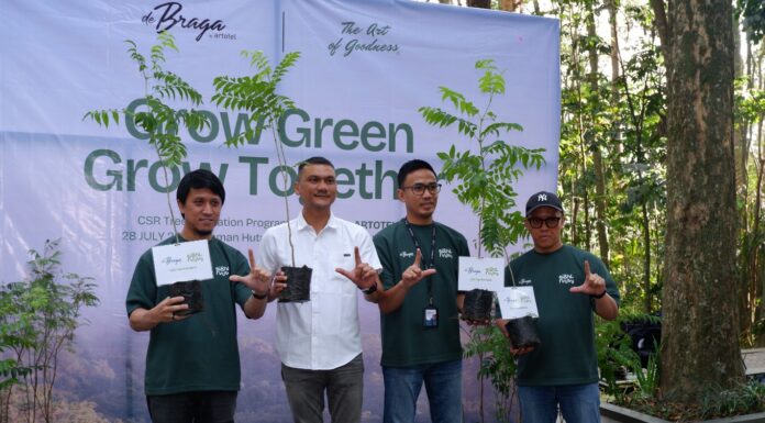 Rayakan 8 Tahun, de Braga by ARTOTEL Tanam 50 Pohon di Tahura Ir. H. Djuanda Rayakan 8 Tahun, de Braga by ARTOTEL Tanam 50 Pohon di Tahura Ir. H. Djuanda