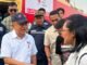 UNIQLO Salurkan Bantuan Rp750 Juta untuk Warga Terdampak Gempa Flores dan Kebakaran Lombok UNIQLO Salurkan Bantuan Rp750 Juta untuk Warga Terdampak Gempa Flores dan Kebakaran Lombok