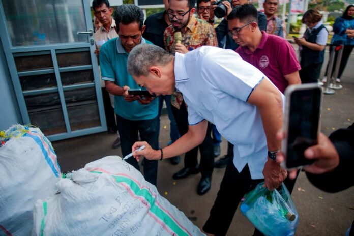 Balai Kota Bogor Punya Waste Station Berbahan Daur Ulang, Jadi Ruang Edukasi Pengelolaan Sampah Balai Kota Bogor Punya Waste Station Berbahan Daur Ulang, Jadi Ruang Edukasi Pengelolaan Sampah