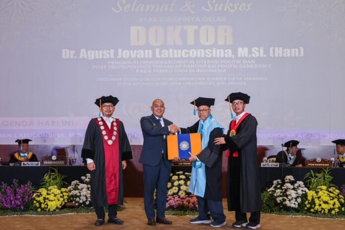 Dinamika Politik Gen Z Jadi Disertasi, Agust Jovan Latuconsina Raih Gelar Doktor di UNAIR Dinamika Politik Gen Z Jadi Disertasi, Agust Jovan Latuconsina Raih Gelar Doktor di UNAIR