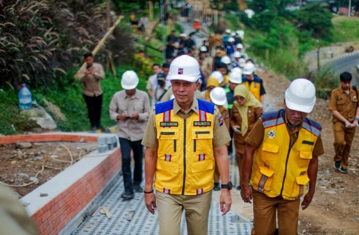 Progres Trase Batutulis Bogor Capai 45 Persen, Pemkot Targetkan Dibuka Awal November Progres Trase Batutulis Bogor Capai 45 Persen, Pemkot Targetkan Dibuka Awal November