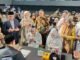 Satu Abad Rahmi Hatta: “RUMAH” Hadirkan Fashion Performance Art, 40 Pasangan Ikuti Nikah Massal Satu Abad Rahmi Hatta: “RUMAH” Hadirkan Fashion Performance Art, 40 Pasangan Ikuti Nikah Massal