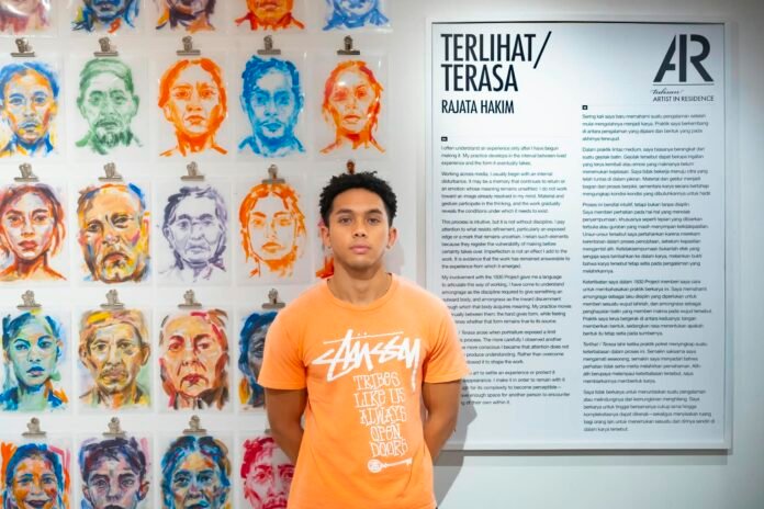 Rajata Hakim dan 150 Wajah yang Tak Bisa Dijelaskan: Ketika Melihat Belum Tentu Berarti Mengenal