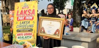 Laksa Pak Inin Cihideung Diakui sebagai Warisan Budaya Takbenda Laksa Pak Inin Cihideung Diakui sebagai Warisan Budaya Takbenda