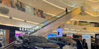 DFSK Perluas Jangkauan E5 Plus hingga 50 Mall, Dekatkan Produk dengan Konsumen DFSK Perluas Jangkauan E5 Plus hingga 50 Mall, Dekatkan Produk dengan Konsumen