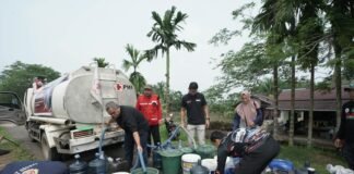 Betadine Bersama PMI Kalbar Periksa Kesehatan 100 Relawan Karhutla Betadine Bersama PMI Kalbar Periksa Kesehatan 100 Relawan Karhutla