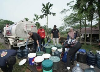 Betadine Bersama PMI Kalbar Periksa Kesehatan 100 Relawan Karhutla Betadine Bersama PMI Kalbar Periksa Kesehatan 100 Relawan Karhutla