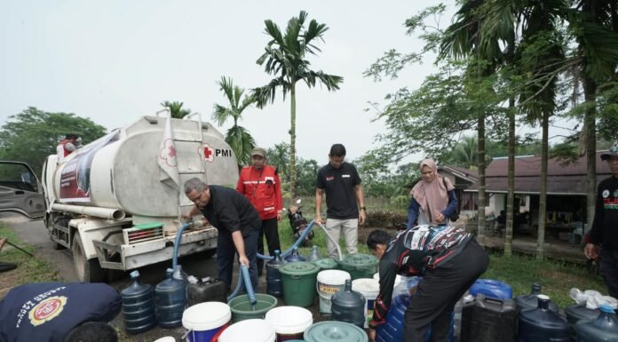 Betadine Bersama PMI Kalbar Periksa Kesehatan 100 Relawan Karhutla Betadine Bersama PMI Kalbar Periksa Kesehatan 100 Relawan Karhutla