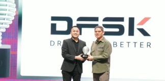 DFSK E5 Plus Raih Penghargaan SUV PHEV Premium di Marketeers Editor’s Choice Award 2026 DFSK E5 Plus Raih Penghargaan SUV PHEV Premium di Marketeers Editor’s Choice Award 2026