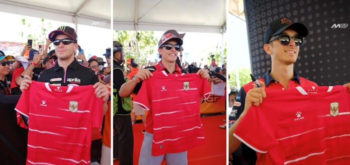 Jersey Timnas Indonesia Jadi Sorotan Pebalap MotoGP di Mandalika