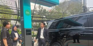 Utomo Charge+ Gandeng BYD Kembangkan Infrastruktur Flash Charging di Indonesia Utomo Charge+ Gandeng BYD Kembangkan Infrastruktur Flash Charging di Indonesia