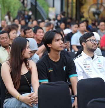 PETRONAS Syntium Gelar Nobar F1 di Jakarta, Hadirkan Simulator Balap dan Mobil Premium PETRONAS Syntium Gelar Nobar F1 di Jakarta, Hadirkan Simulator Balap dan Mobil Premium