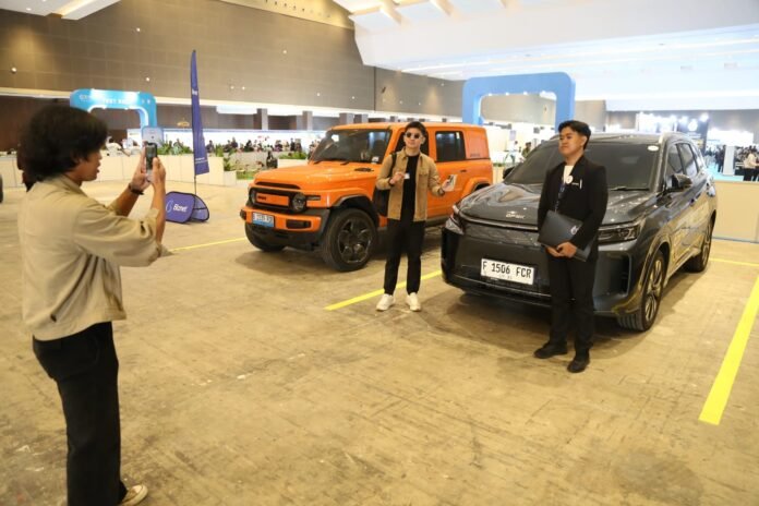 PEVS 2026 Jadi Ajang Merek Kendaraan Listrik Tawarkan Promo dan Kenalkan Produk Unggulan PEVS 2026 Jadi Ajang Merek Kendaraan Listrik Tawarkan Promo dan Kenalkan Produk Unggulan