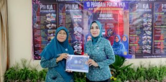 Yantie Rachim Tekankan 10 Program Pokok PKK Harus Beri Manfaat Nyata bagi Masyarakat Yantie Rachim Tekankan 10 Program Pokok PKK Harus Beri Manfaat Nyata bagi Masyarakat