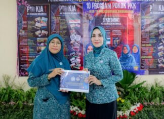 Yantie Rachim Tekankan 10 Program Pokok PKK Harus Beri Manfaat Nyata bagi Masyarakat Yantie Rachim Tekankan 10 Program Pokok PKK Harus Beri Manfaat Nyata bagi Masyarakat
